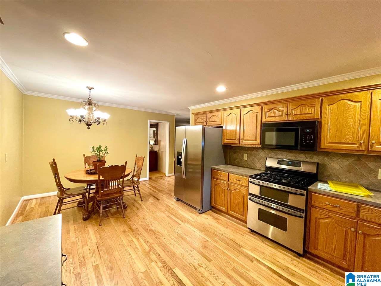 581 Beasley Road Gardendale, AL 35071 - Photo 9 of 34