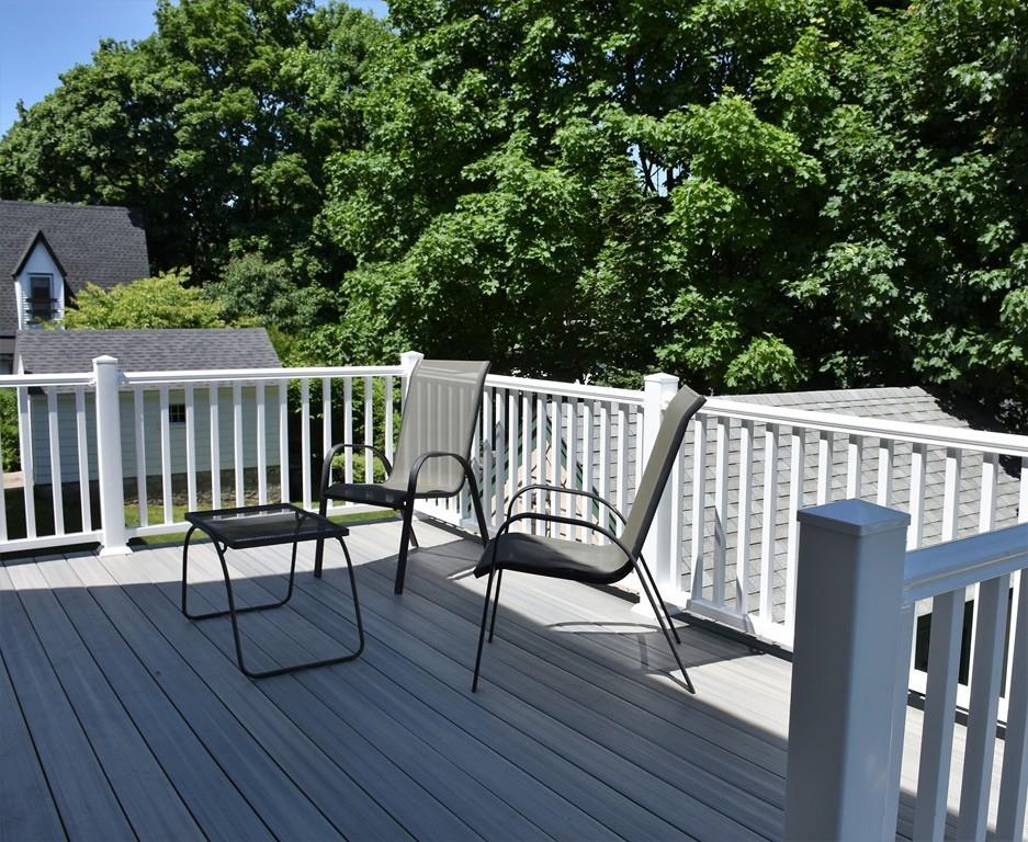 264 Beverly Road Worcester, MA 01605 - Photo 8 of 38