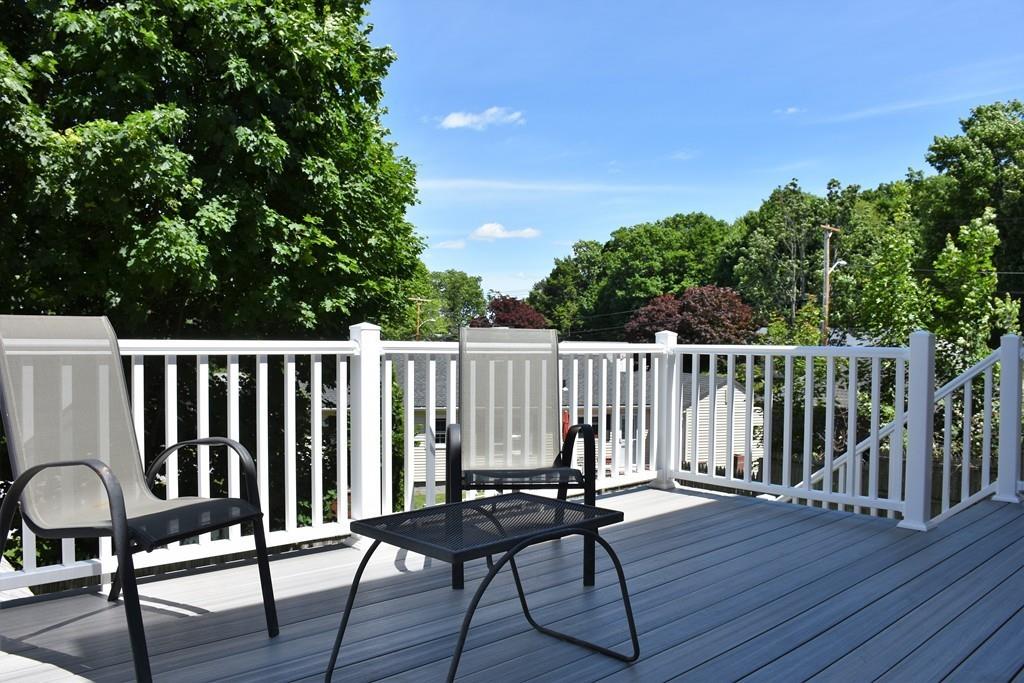 264 Beverly Road Worcester, MA 01605 - Photo 9 of 38