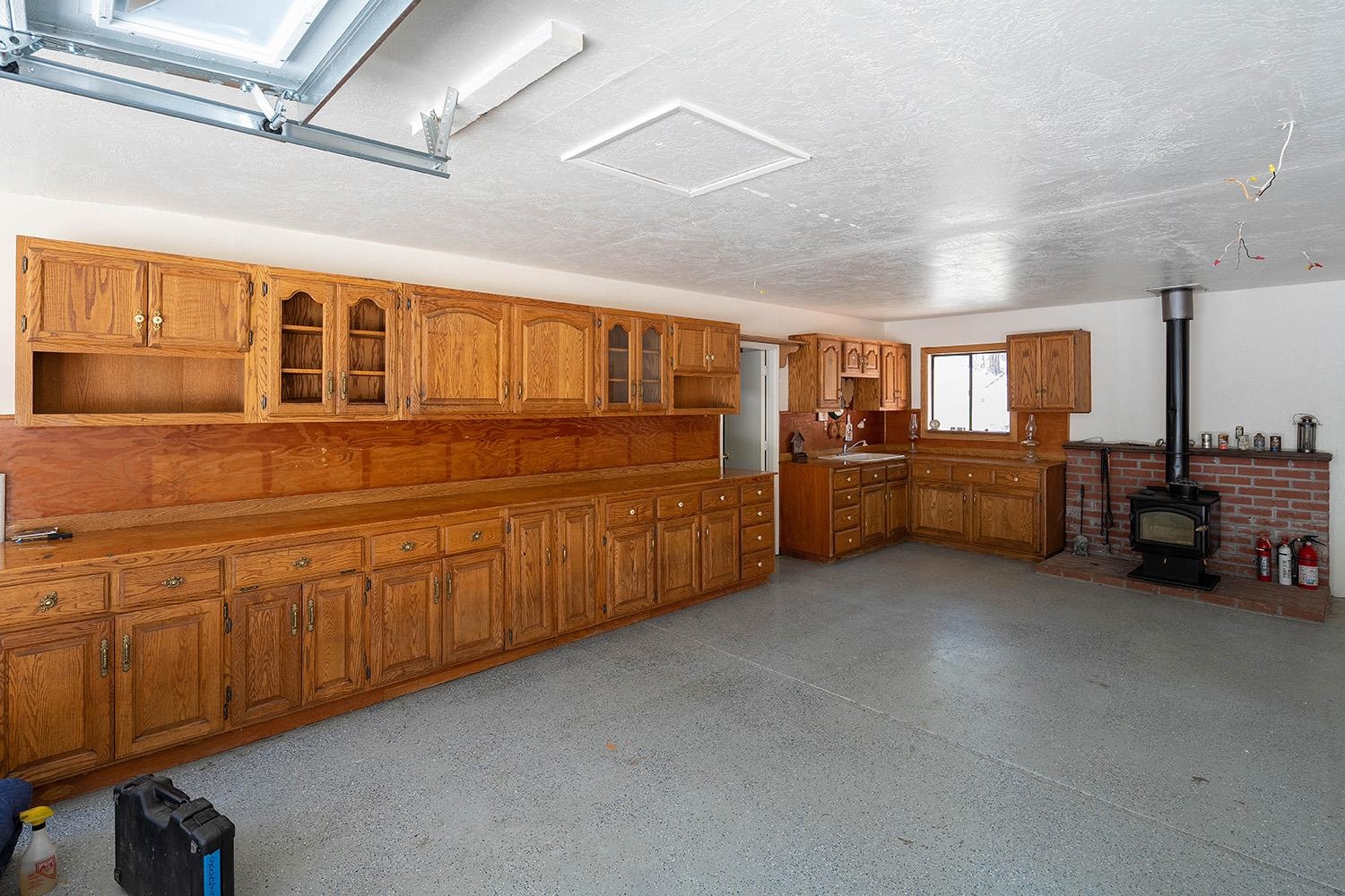 99 Catfish Lane Calpine, CA 96124 - Photo 18 of 21 a kitchen with lots of counter top space
