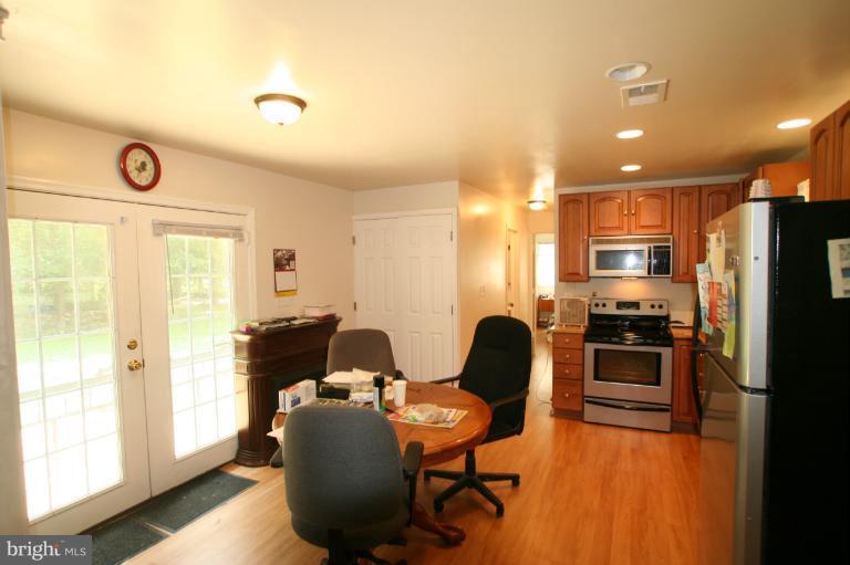 4090 Goldmine Road Goldvein, VA 22720 - Photo 10 of 18 Dining Area & Kitchen