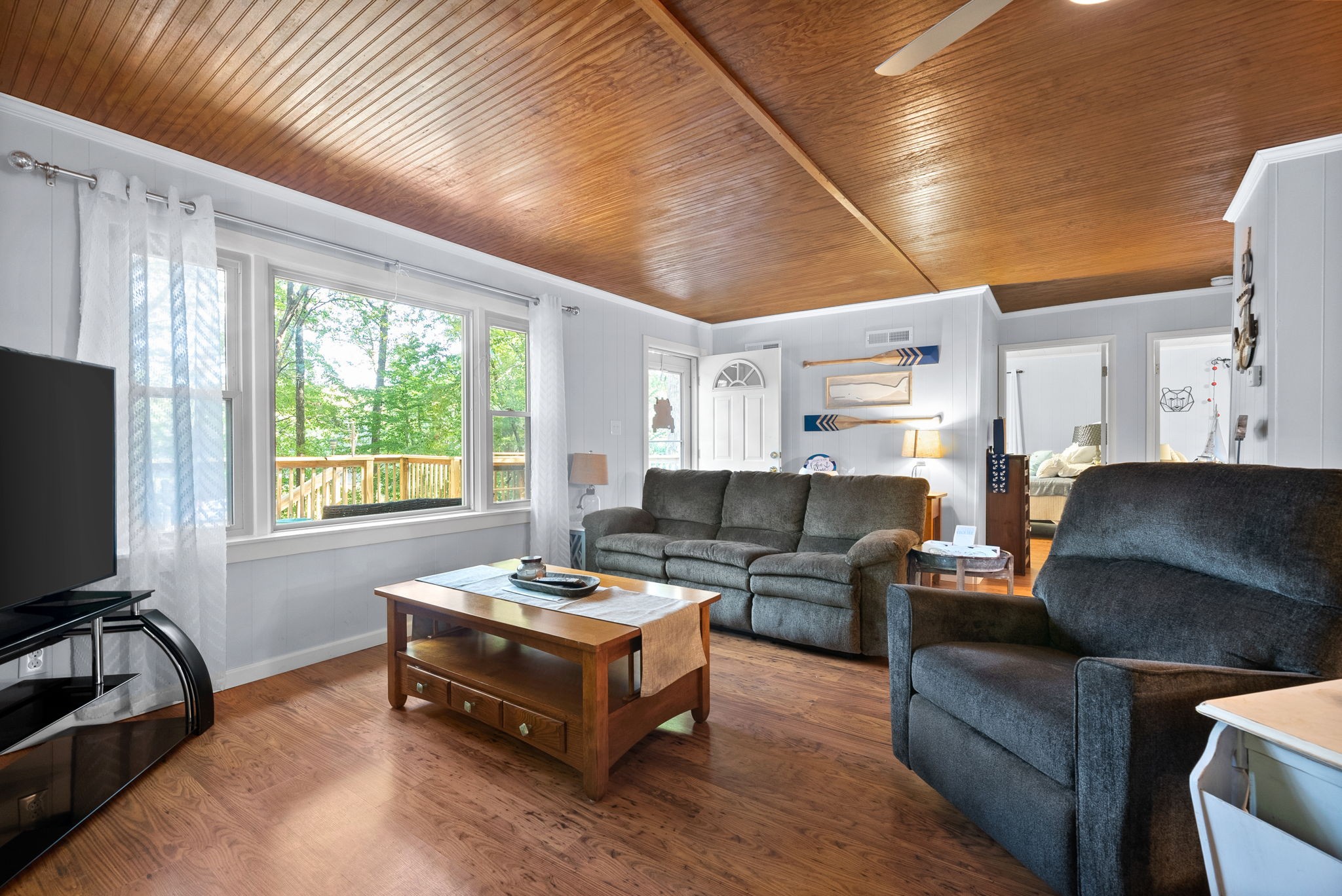 212 Cherry Bay Road Cadiz, KY 42211 - Photo 5 of 37