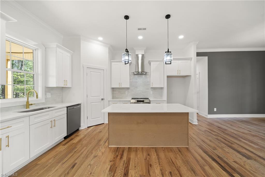 108 Provence Court King, NC 27021 - Photo 23 of 49