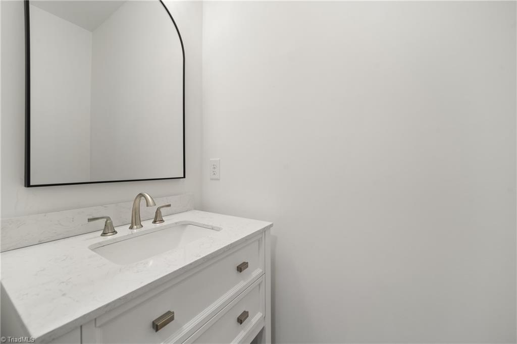 108 Provence Court King, NC 27021 - Photo 24 of 49