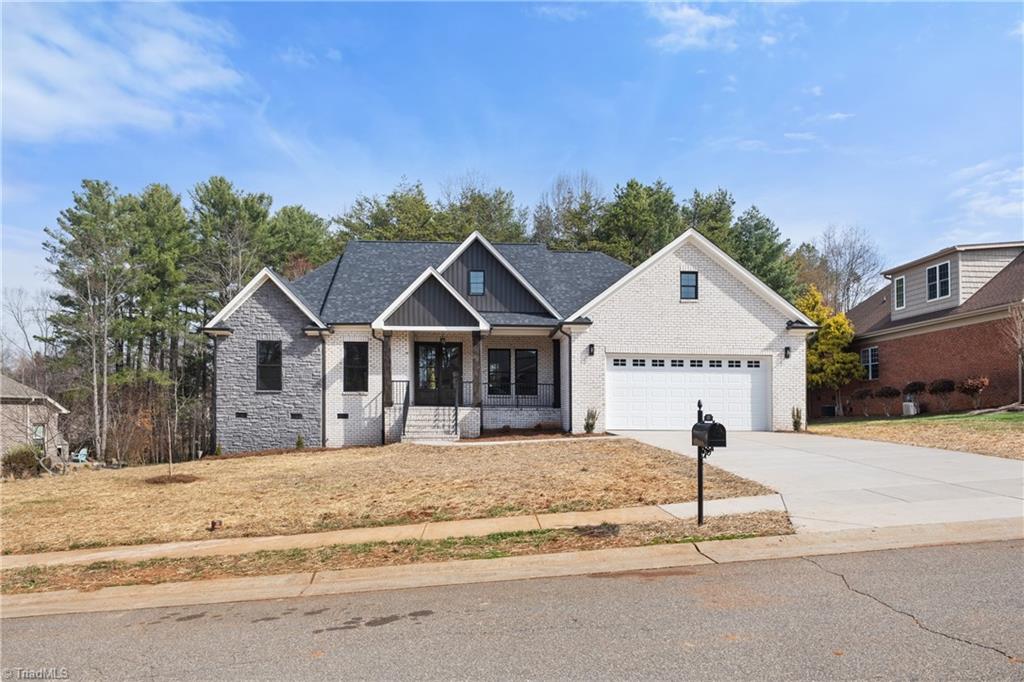 108 Provence Court King, NC 27021 - Photo 4 of 49