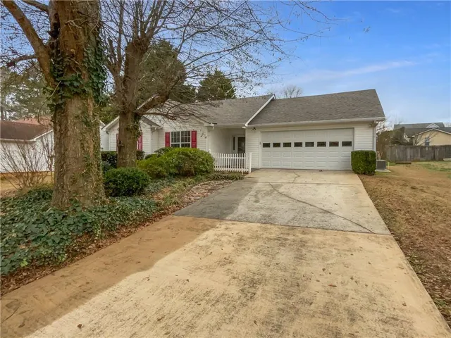 $261,000 | 3041 Regal Drive, McDonough, GA 30253