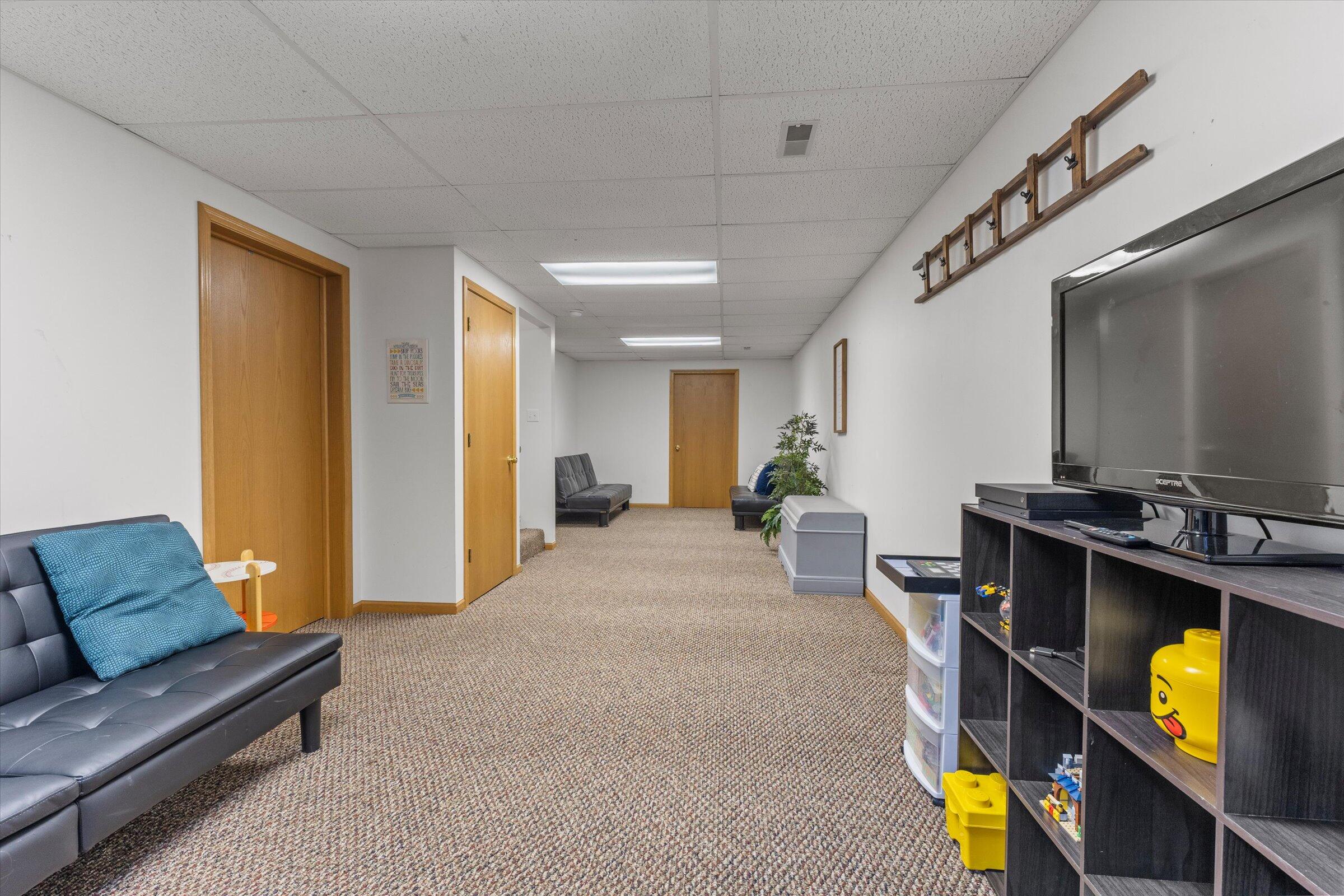 68600 Christiana Lake Road Edwardsburg, MI 49112 - Photo 31 of 47 30-DSC02045