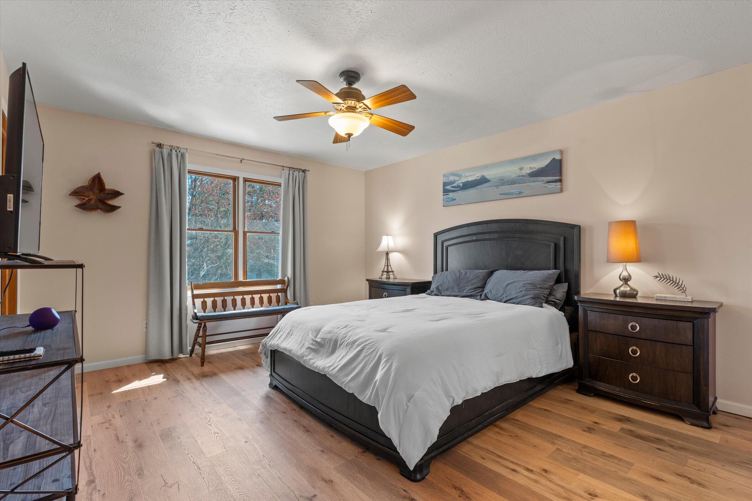 68600 Christiana Lake Road Edwardsburg, MI 49112 - Photo 5 of 47 24-DSC02085