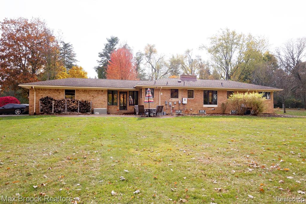 32773 Haverford Road Franklin, MI 48025 - Photo 3 of 29