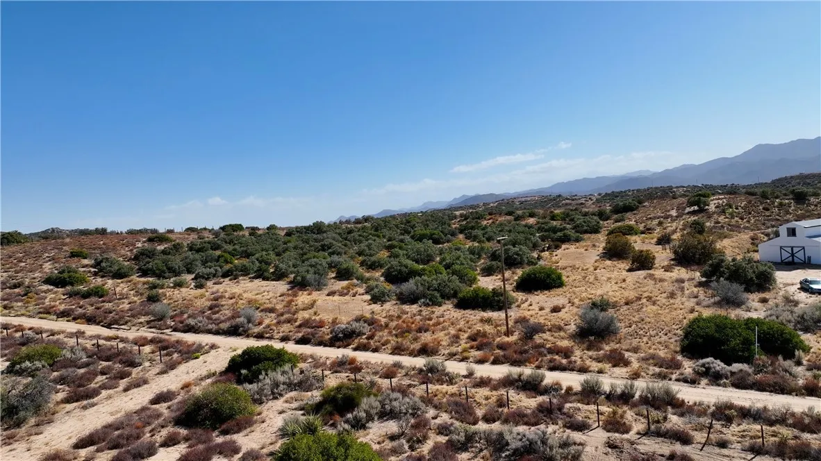 3 Sunset Sage Anza, CA 92539 - Photo 6 of 11 a view of a city