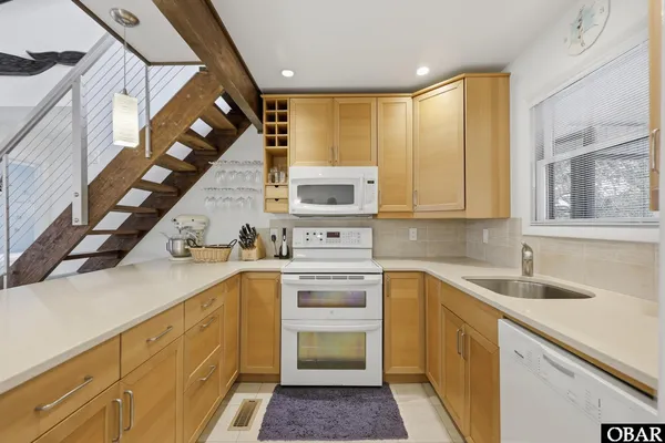 $899,000 | 125 Seabreeze Drive, Kitty Hawk, NC 27949