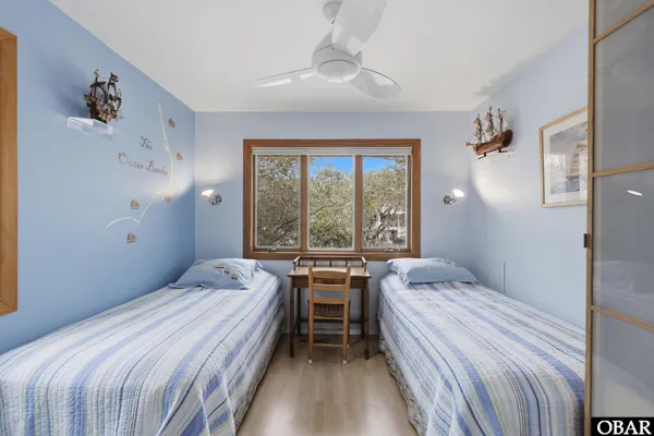 $899,000 | 125 Seabreeze Drive, Kitty Hawk, NC 27949