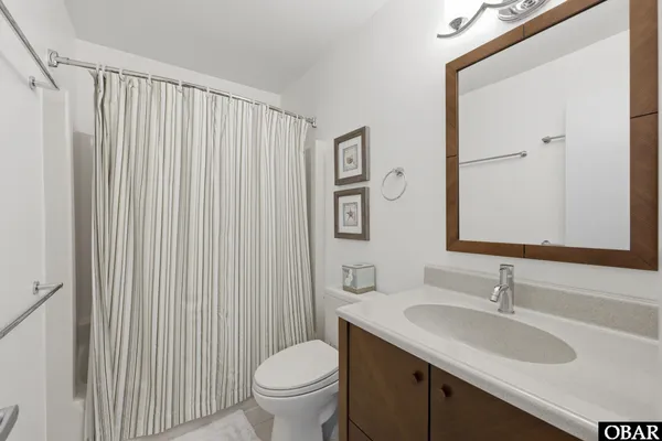 $899,000 | 125 Seabreeze Drive, Kitty Hawk, NC 27949