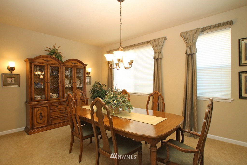 16571 Southeast 162nd Street Renton, WA 98058 - Photo 12 of 25 Gallery Image 12