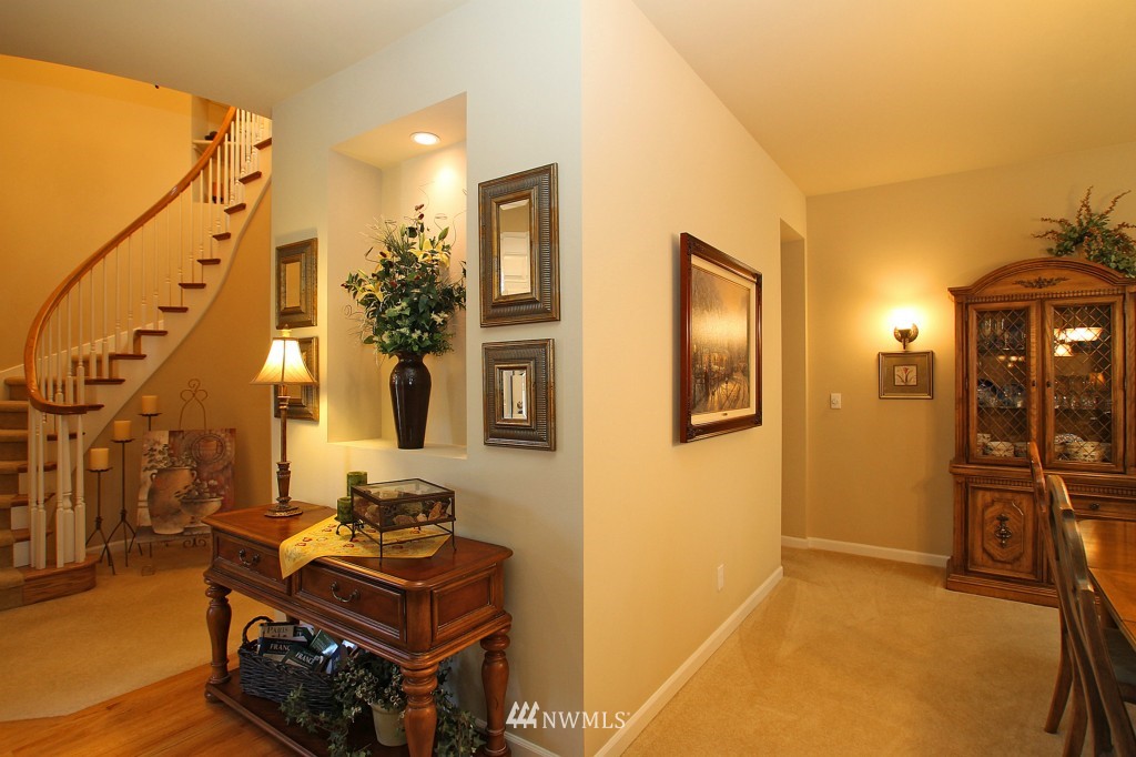 16571 Southeast 162nd Street Renton, WA 98058 - Photo 8 of 25 Gallery Image 8