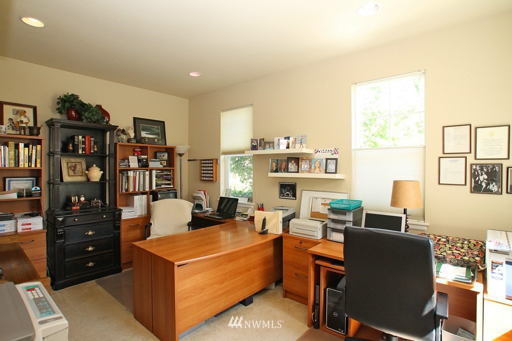 16571 Southeast 162nd Street Renton, WA 98058 - Photo 9 of 25 Gallery Image 9