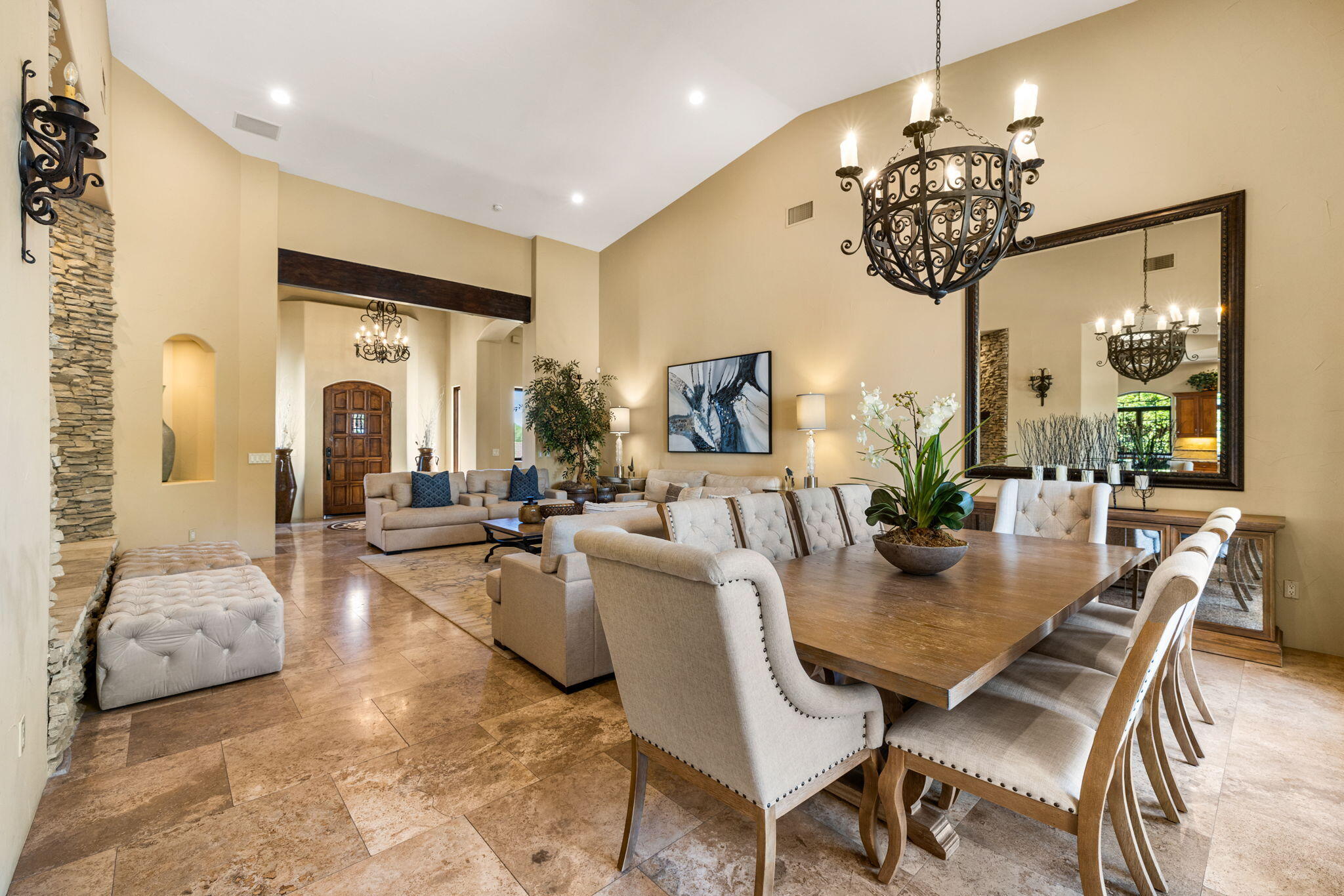 72033 Clancy Lane Rancho Mirage, CA 92270 - Photo 28 of 83 a view of a dining room with furniture