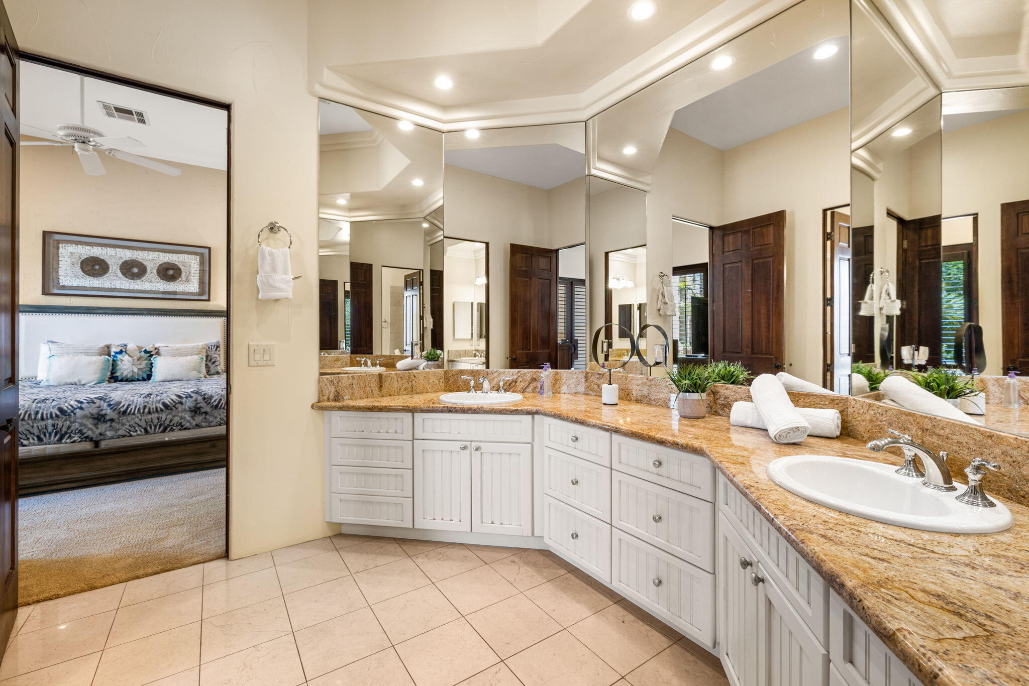 72033 Clancy Lane Rancho Mirage, CA 92270 - Photo 56 of 83 Jack & Jill full bathroom