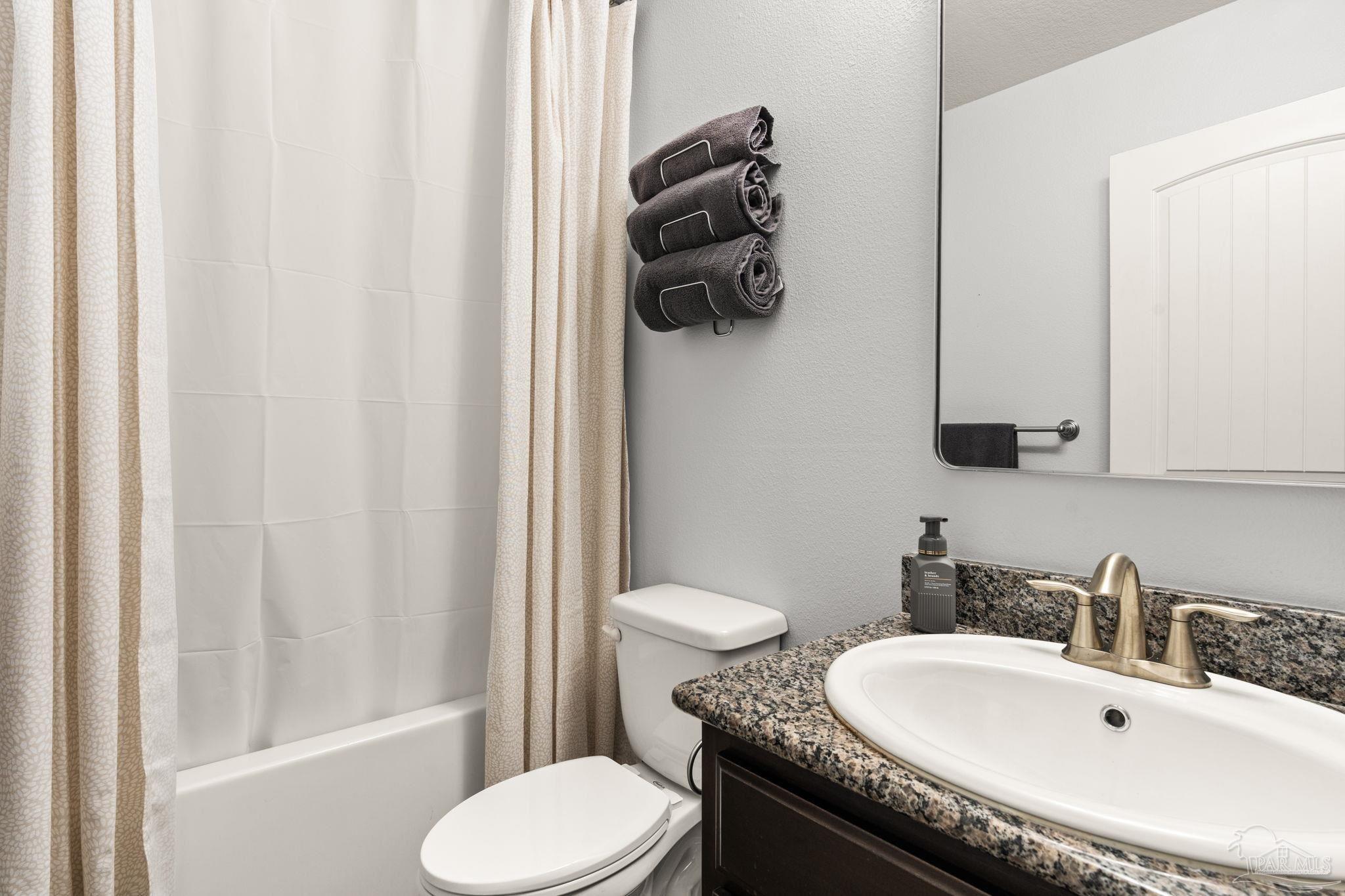 5469 North Shore Road Pensacola, FL 32507 - Photo 33 of 56