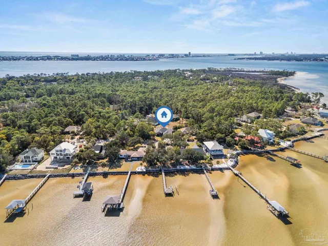 $600,000 | 5469 North Shore Road, Pensacola, FL 32507