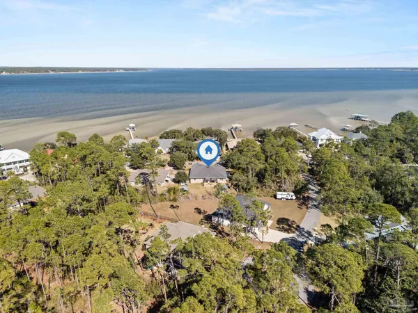 $599,000 | 5469 North Shore Road, Pensacola, FL 32507