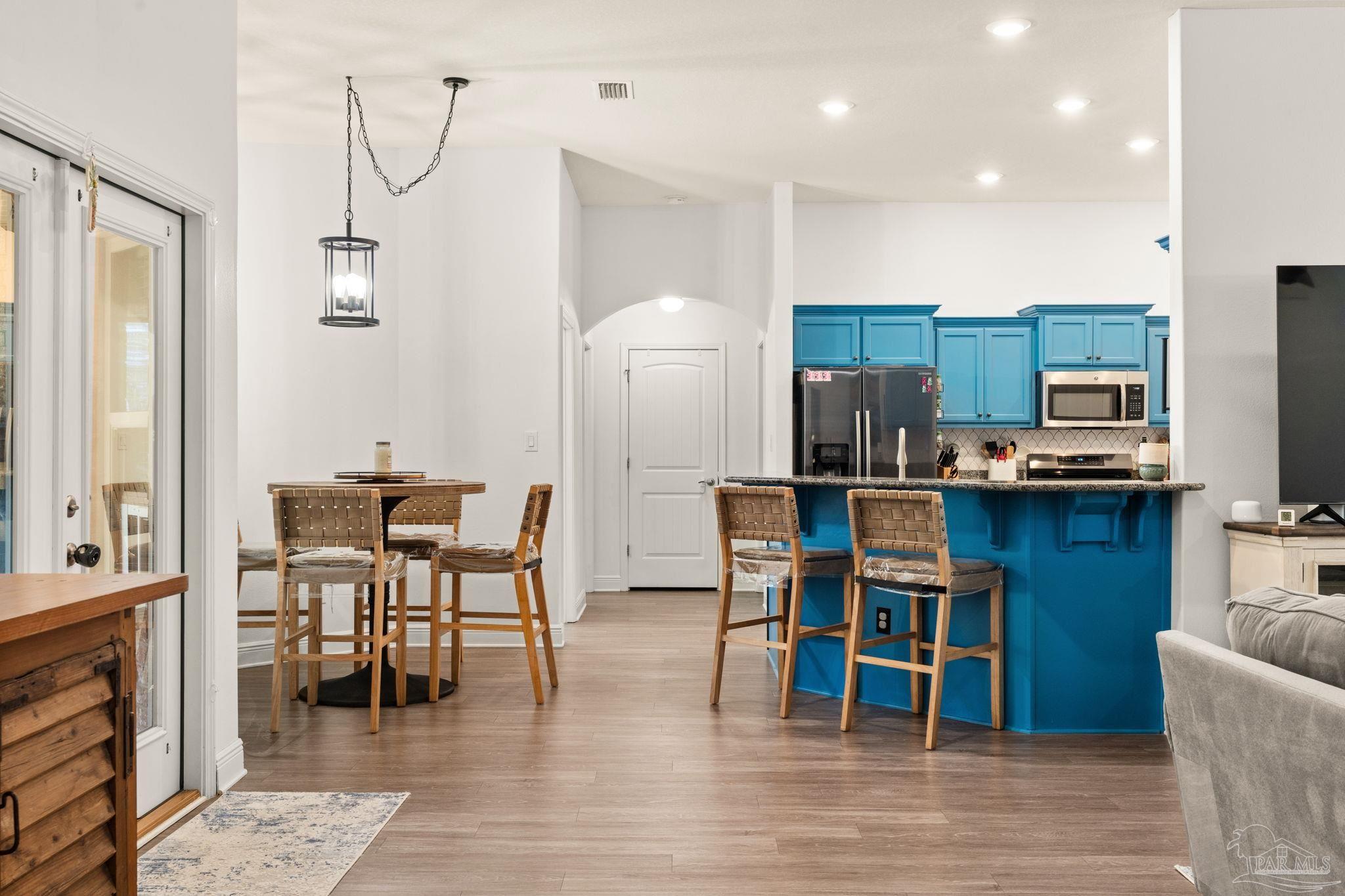 5469 North Shore Road Pensacola, FL 32507 - Photo 6 of 56