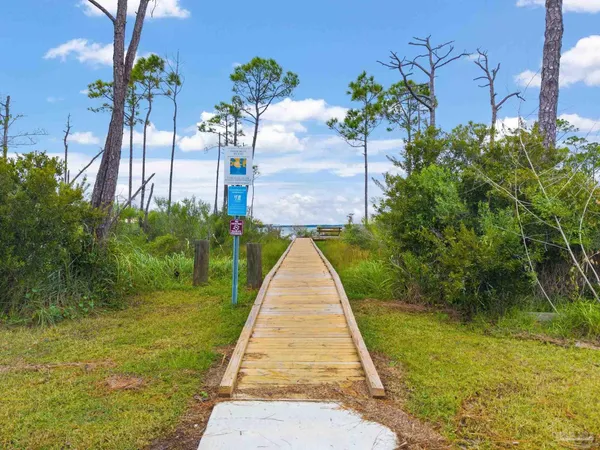 $599,000 | 5469 North Shore Road, Pensacola, FL 32507