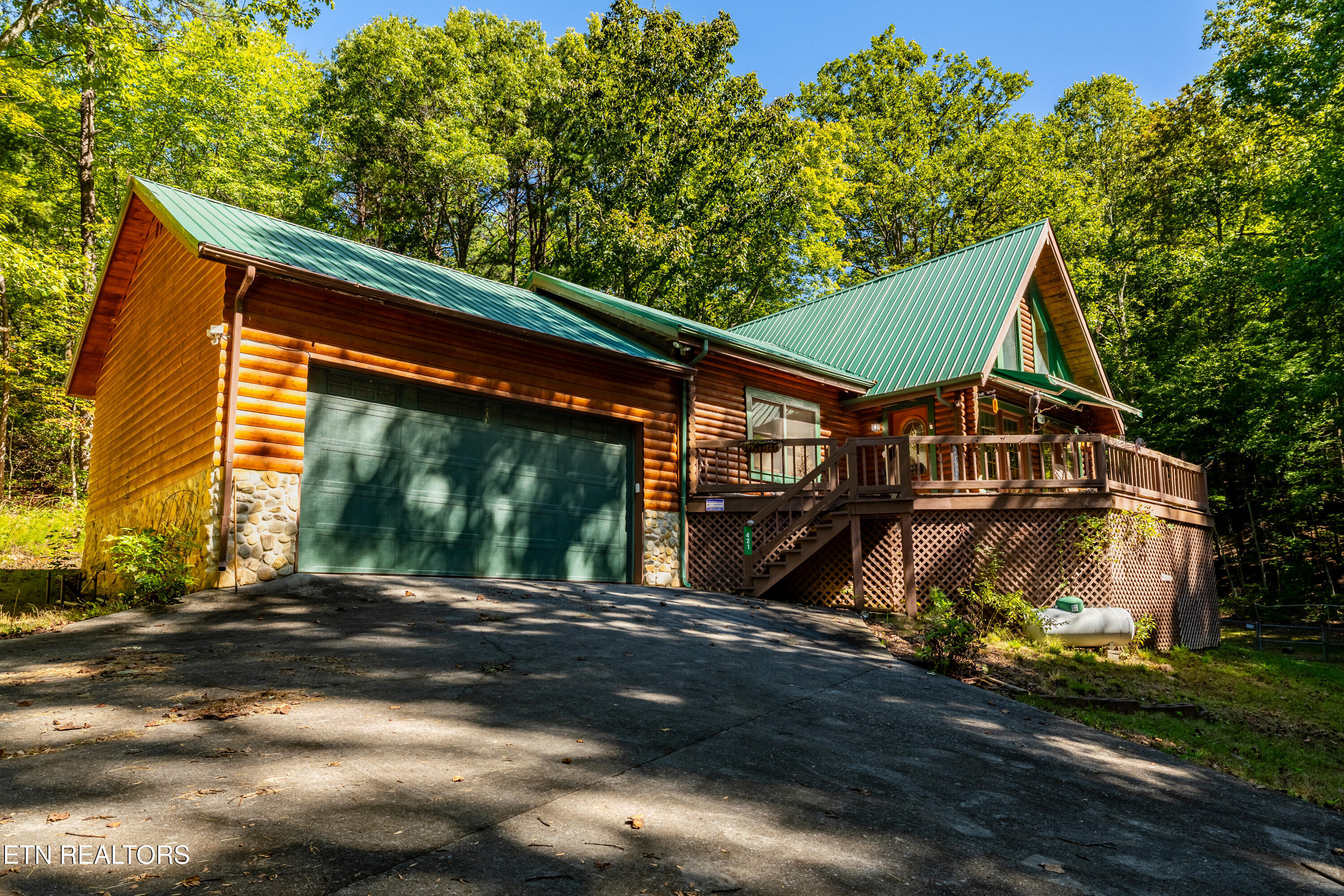 421 Smithfield Road Tellico Plains, TN 37385 - Photo 5 of 40 421SmithfieldRd-1