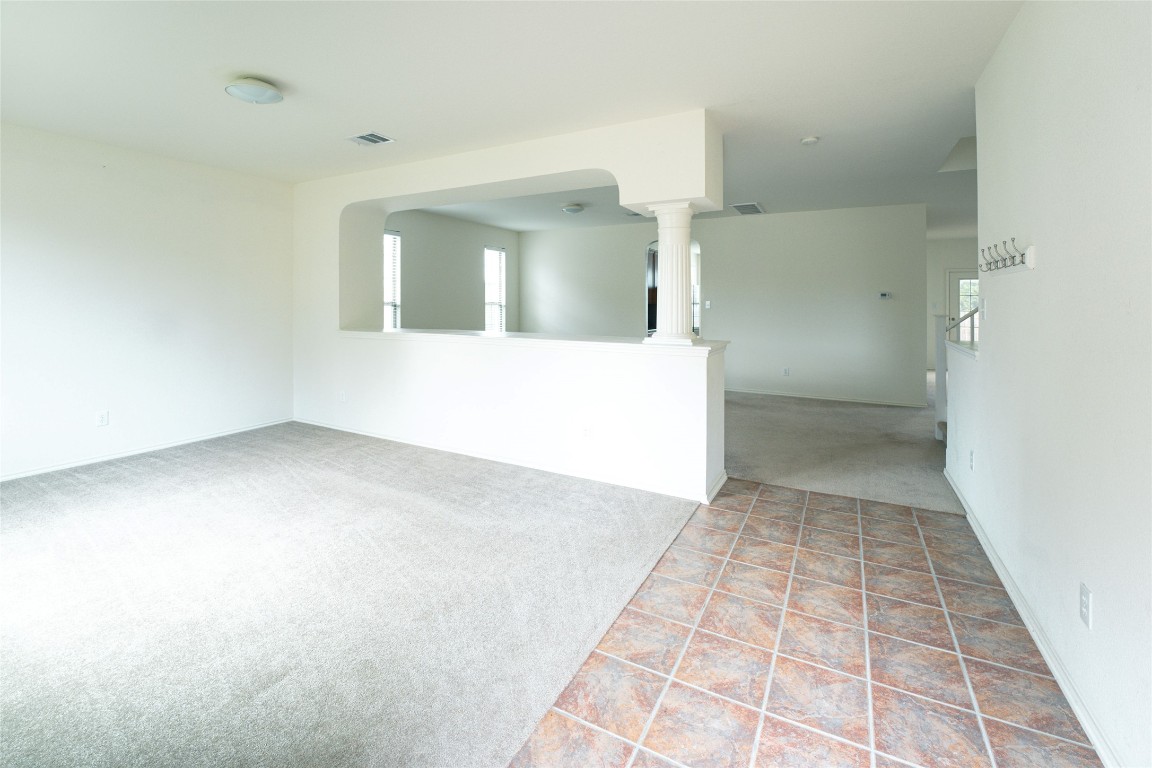 612 Dark Tree Lane Round Rock, TX 78664 - Photo 4 of 40