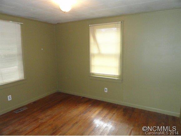 586 Long Shoals Road Arden, NC 28704 - Photo 10 of 24 Gallery Image 10