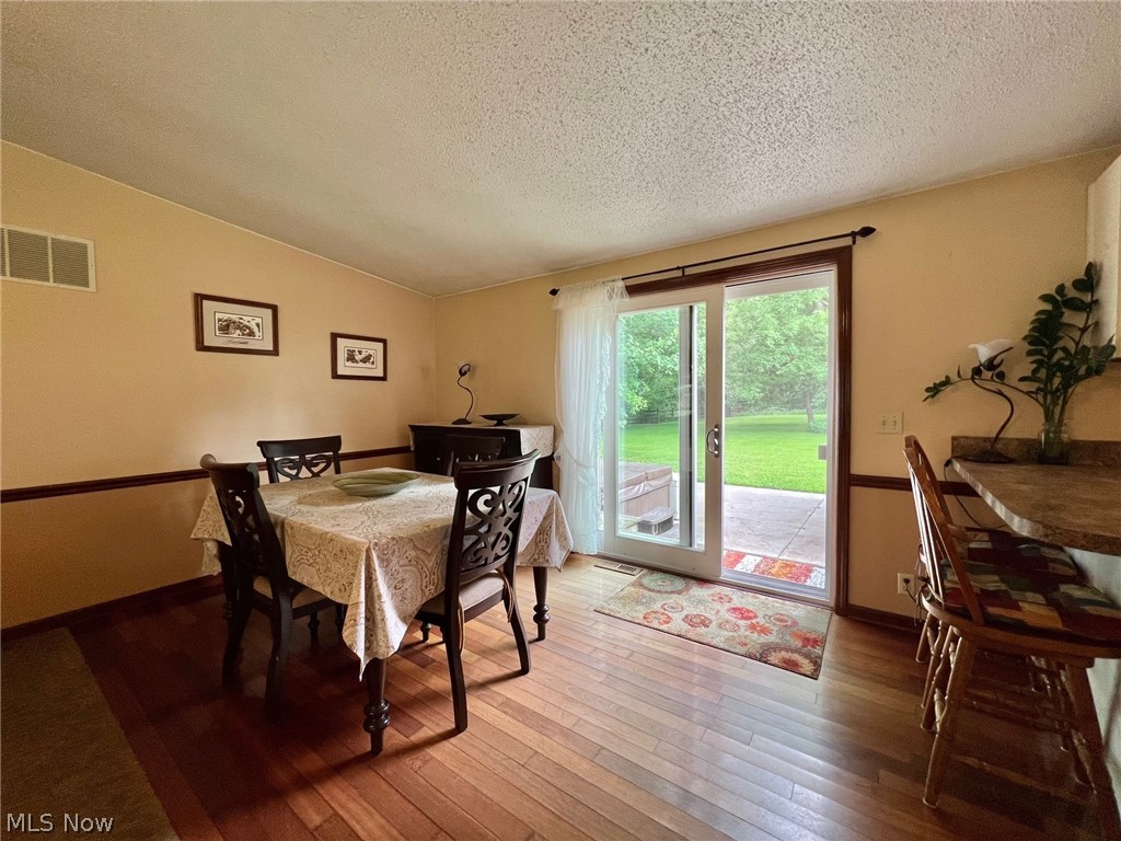 14185 Nash Road Burton, OH 44021 - Photo 15 of 35
