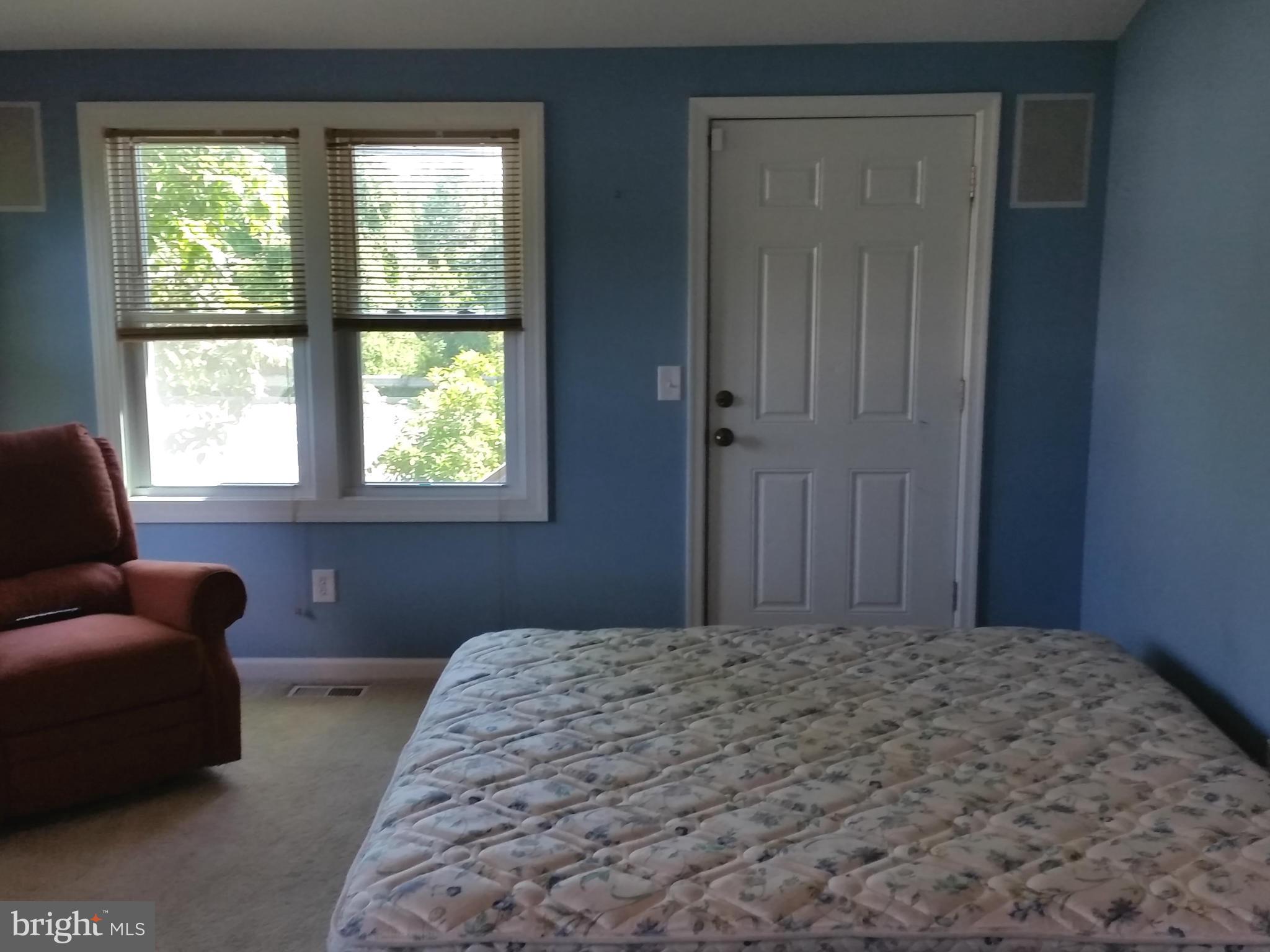 6852 Dorsey Road Elkridge, MD 21075 - Photo 13 of 27 Bedroom (Master)