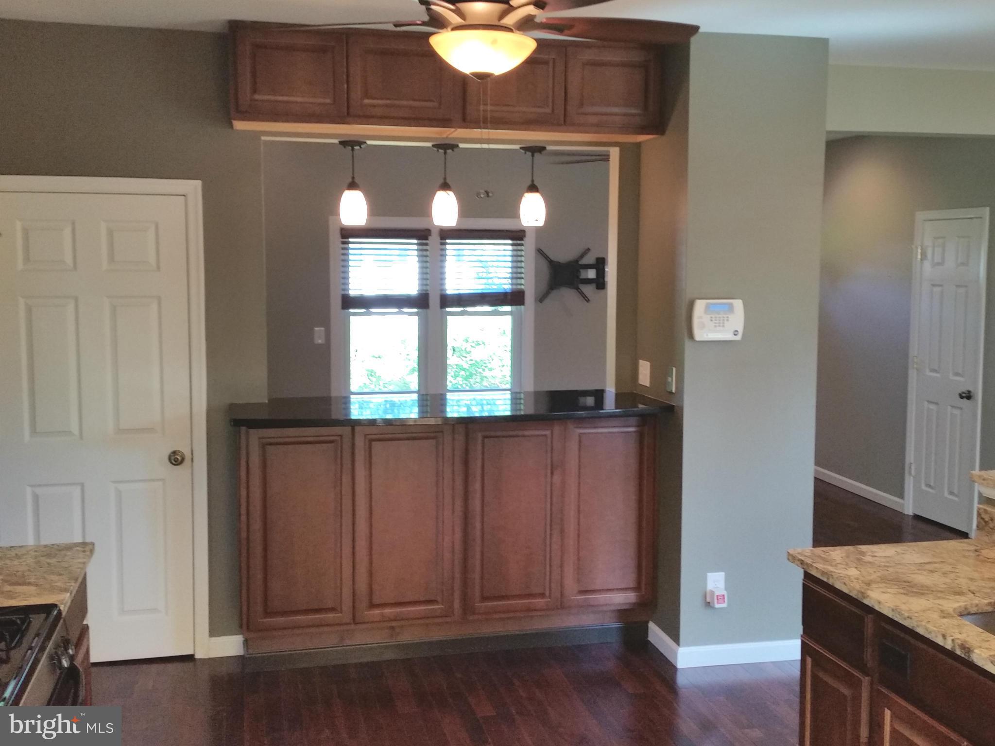 6852 Dorsey Road Elkridge, MD 21075 - Photo 4 of 27 Kitchen