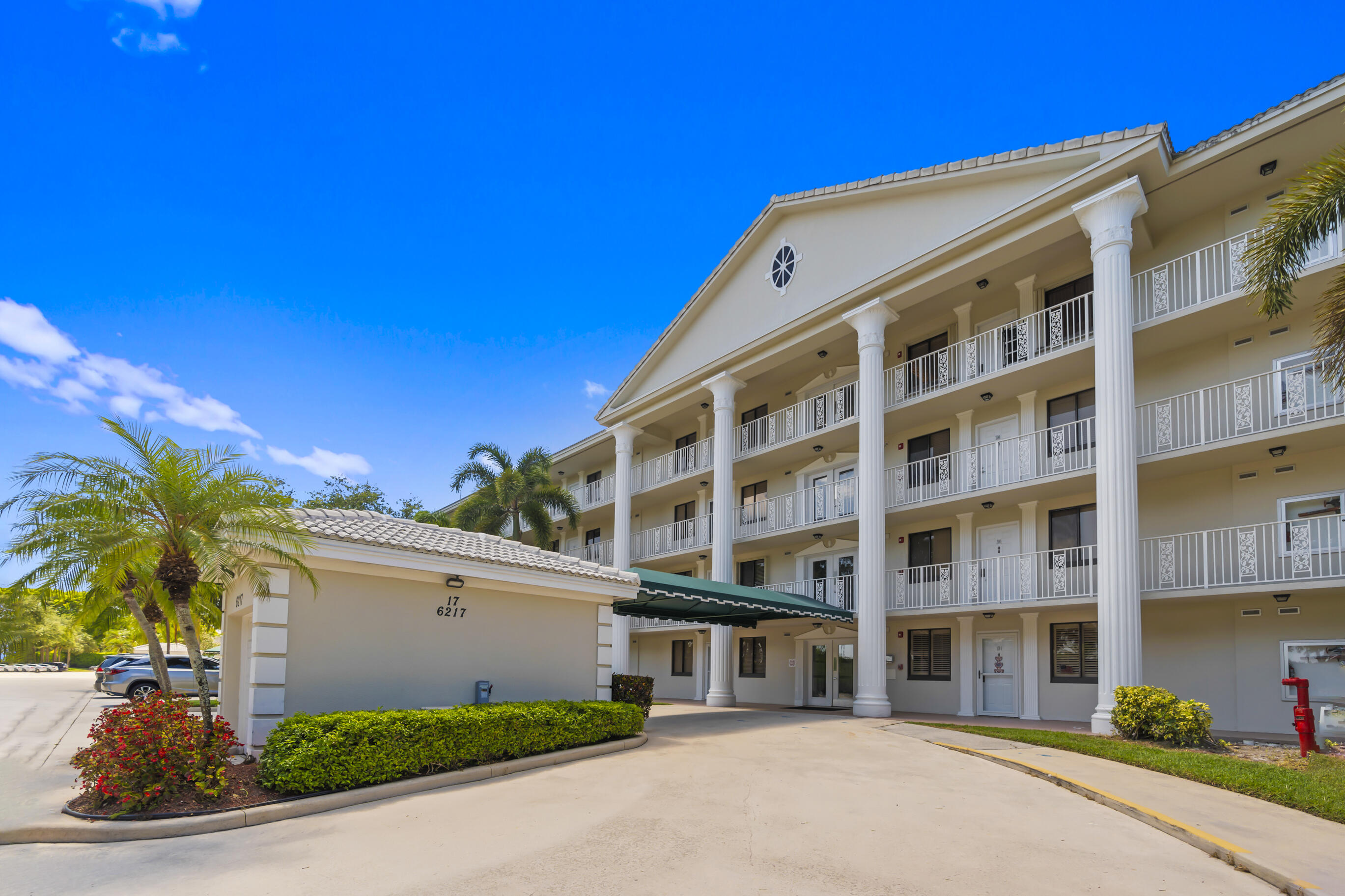 6217 Balboa Circle, Unit 404 Boca Raton, FL 33433 - Photo 36 of 42 DSC01935