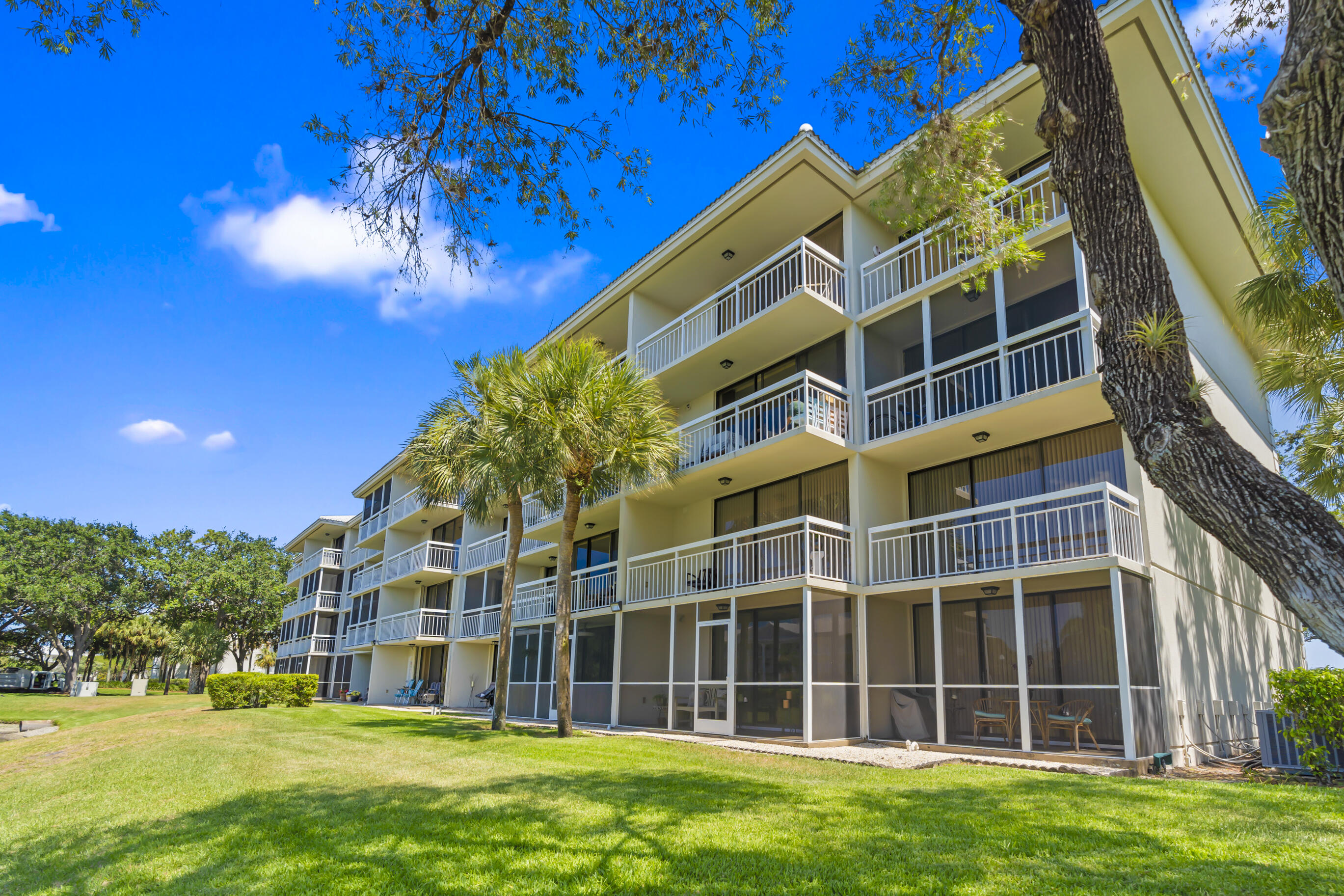 6217 Balboa Circle, Unit 404 Boca Raton, FL 33433 - Photo 40 of 42 Building