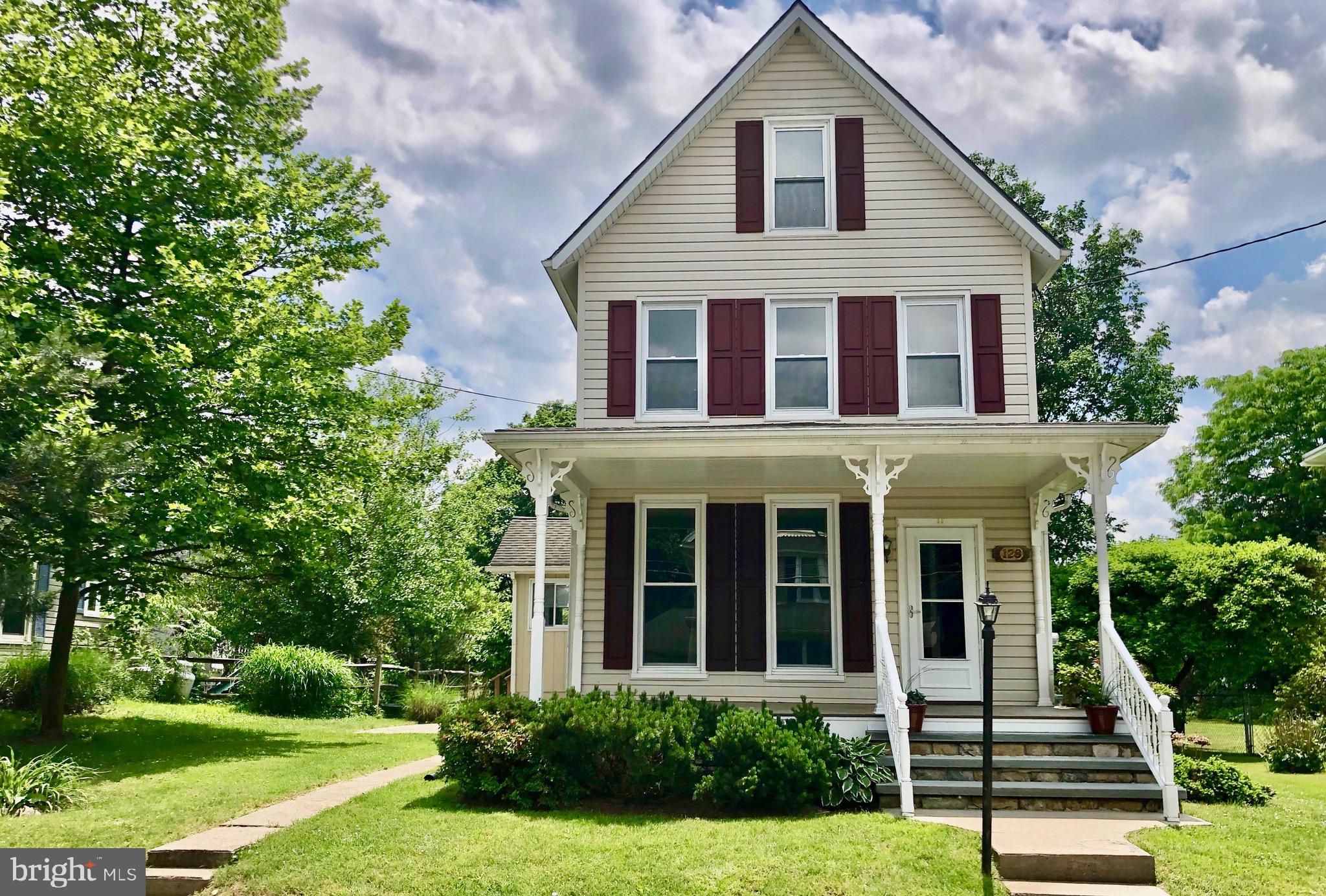 128 Sycamore Road Riegelsville, PA 18077 - Photo 1 of 50