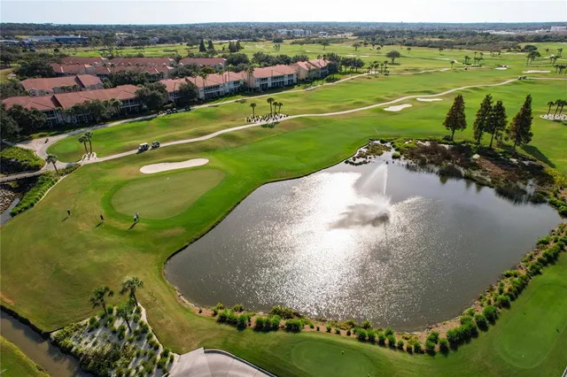 $330,000 | 457 Enclave Place, Unit 457, Lakeland, FL 33803