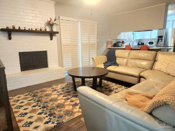 $2,200 | 7895 Bay Meadows Drive, Pensacola, FL 32507