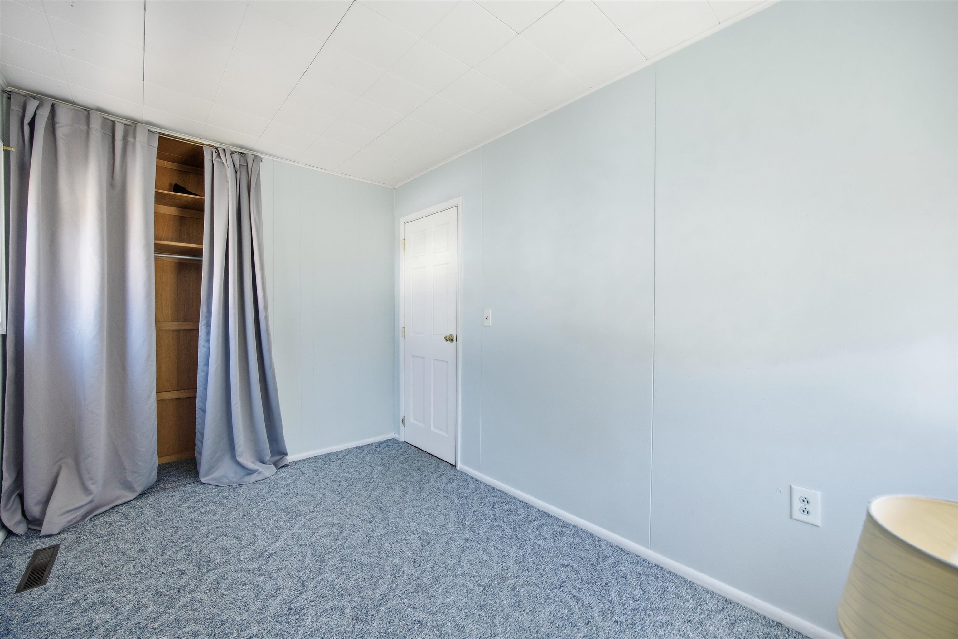34 Valley Street Laconia, NH 03246 - Photo 30 of 58