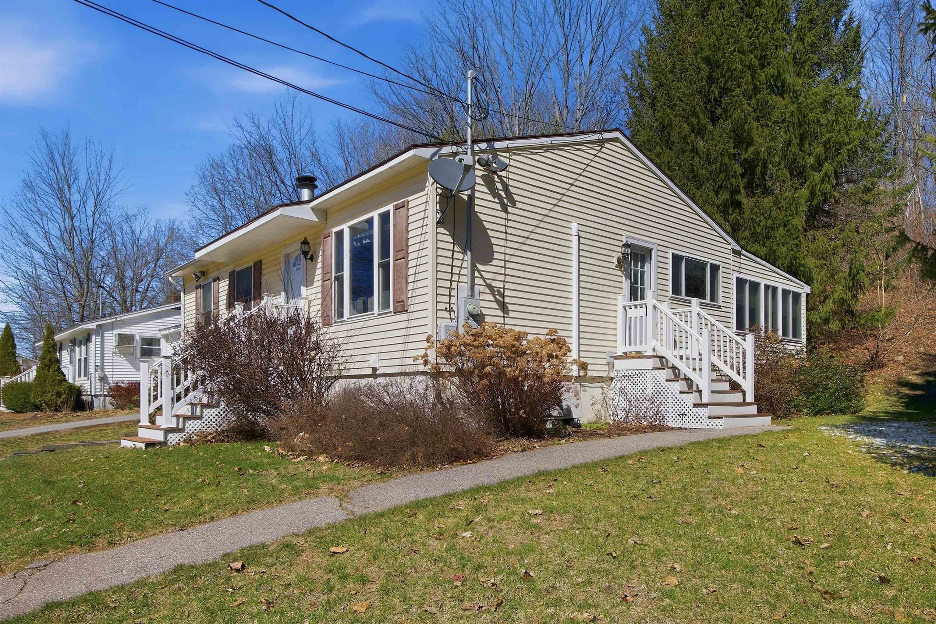 34 Valley Street Laconia, NH 03246 - Photo 3 of 58