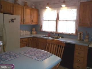 105 Kerrick Road Shillington, PA 19607 - Photo 4 of 6