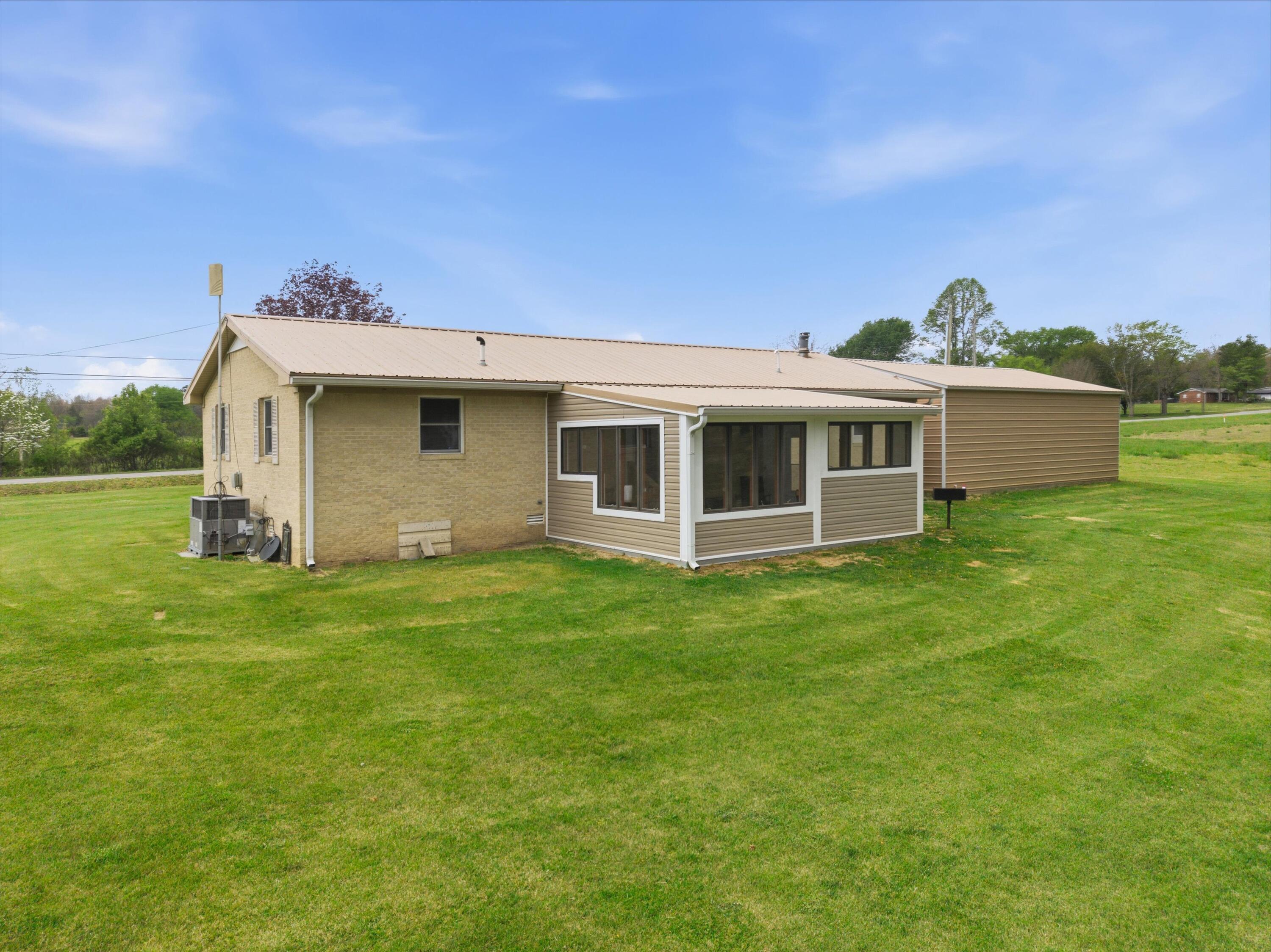 11328 Highway 150 Sequatchie, TN 37374 - Photo 20 of 27 20-DJI_20260413133826_0605_D
