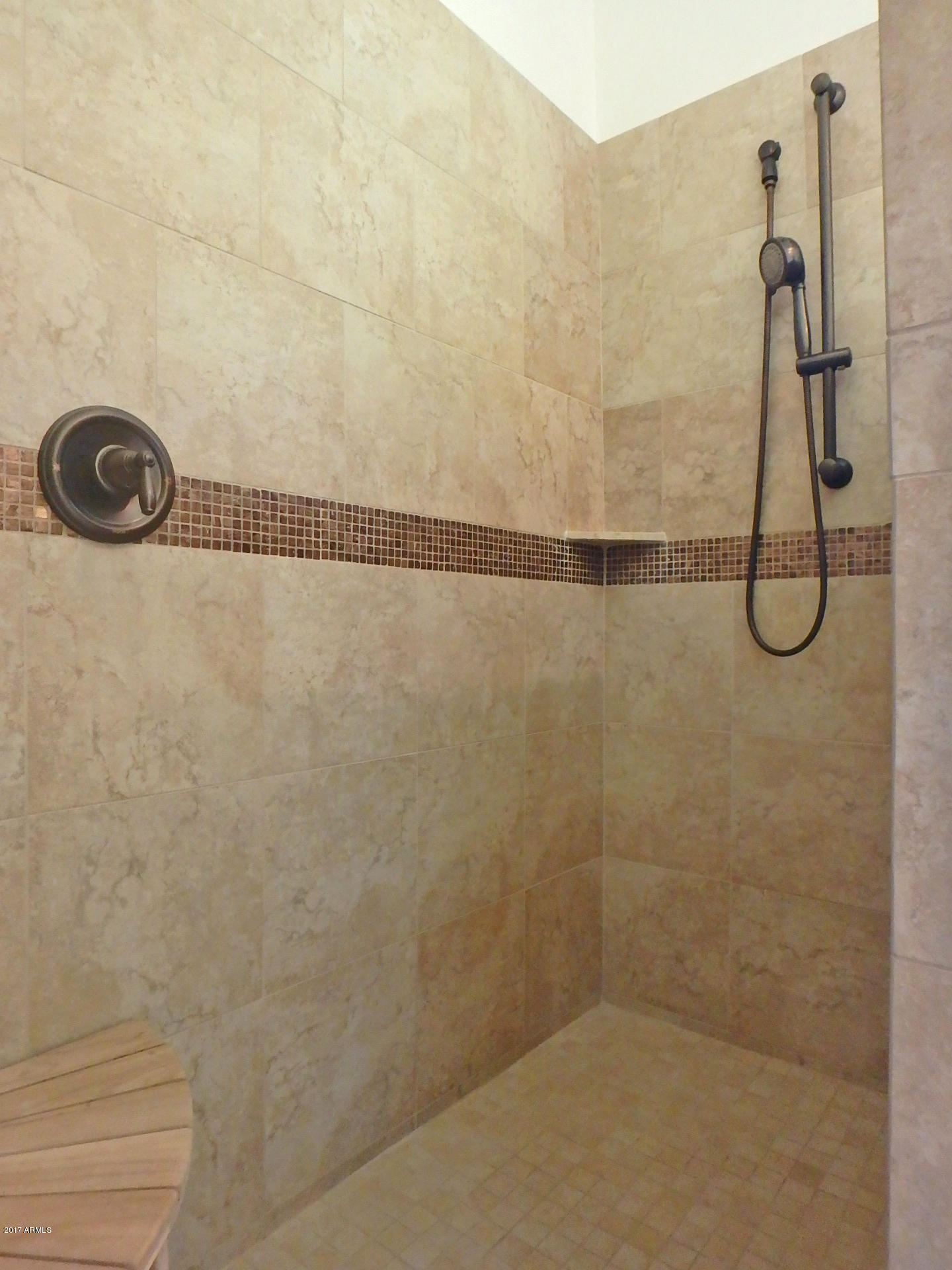 220 West Ruth Avenue Phoenix, AZ 85021 - Photo 27 of 37 Master Shower