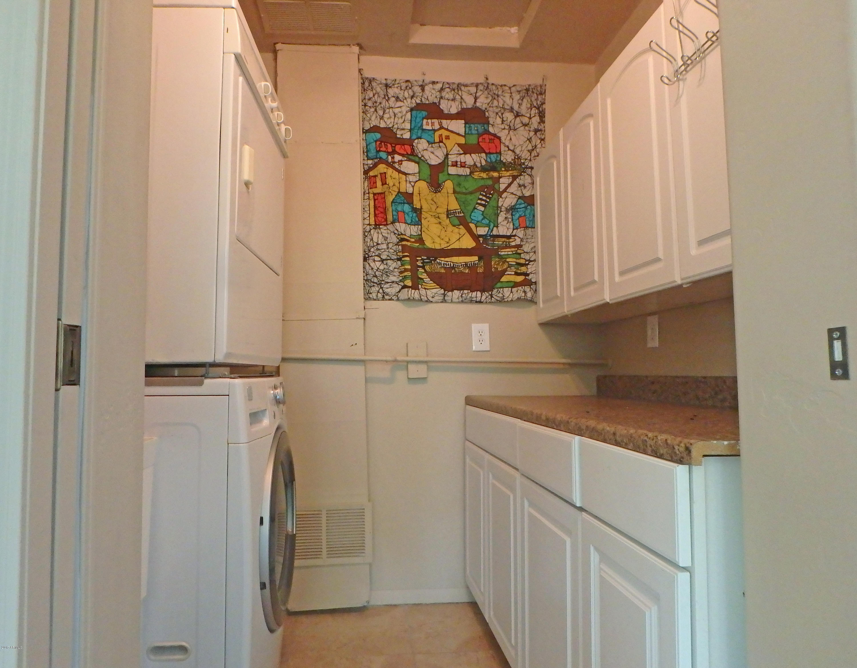 220 West Ruth Avenue Phoenix, AZ 85021 - Photo 33 of 37 Laundry A