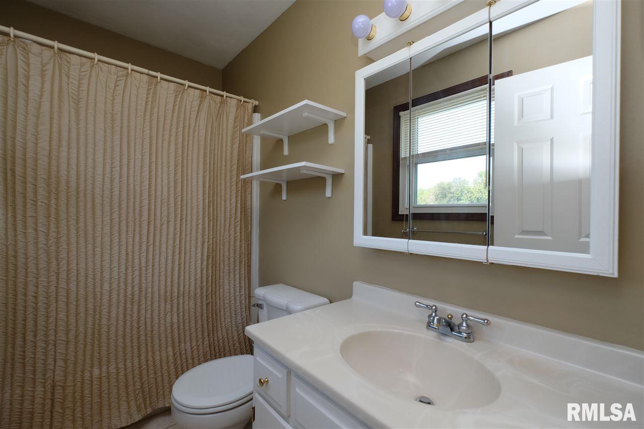 12201 West Deford Road Dunlap, IL 61525 - Photo 18 of 36 Gallery Image 18
