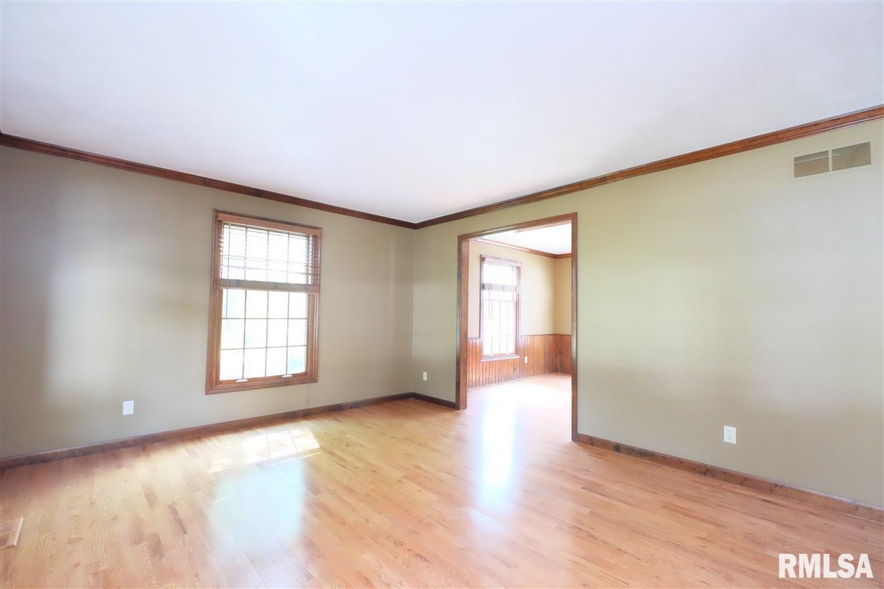12201 West Deford Road Dunlap, IL 61525 - Photo 5 of 36 Gallery Image 5