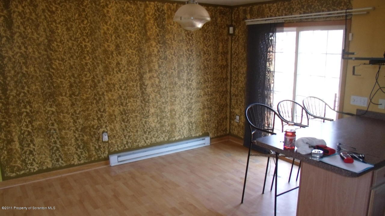 3313 Cotswald Road Tobyhanna, PA 18466 - Photo 13 of 18 Gallery Image 13