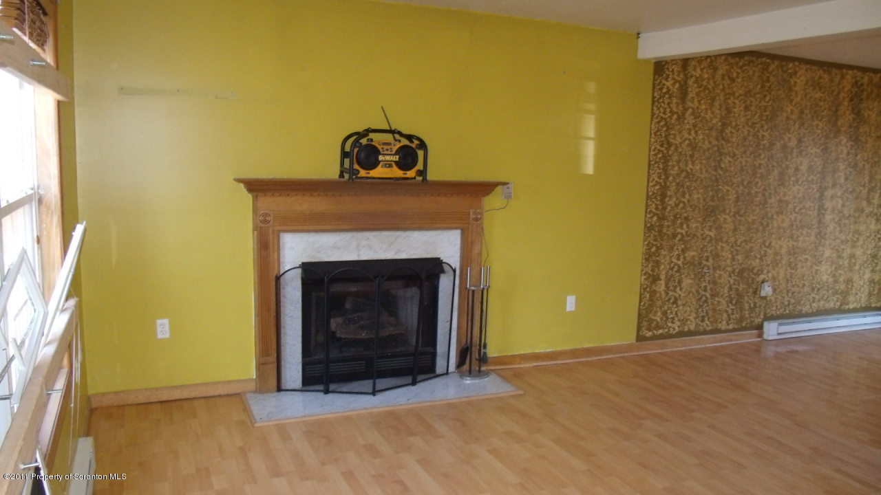 3313 Cotswald Road Tobyhanna, PA 18466 - Photo 15 of 18 Gallery Image 15