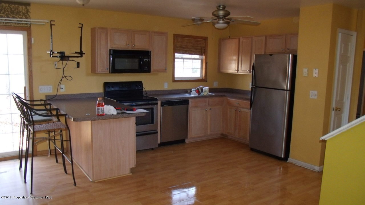 3313 Cotswald Road Tobyhanna, PA 18466 - Photo 16 of 18 Gallery Image 16
