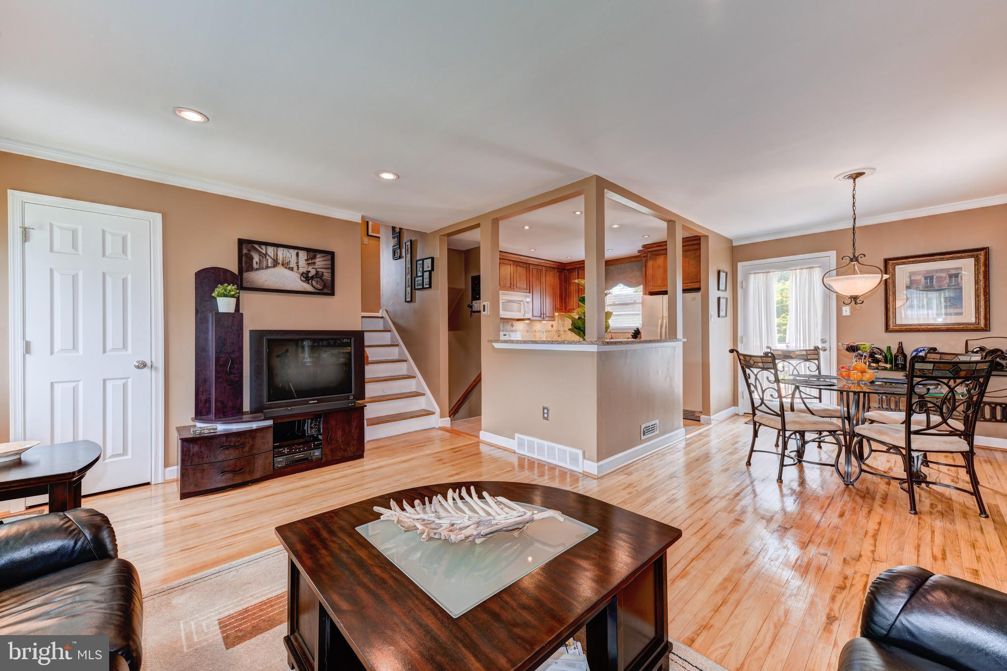 910 Hemlock Road Warminster, PA 18974 - Photo 8 of 26